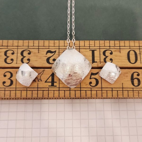 Earring & Necklace Set